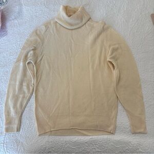 Vintage Women’s Size 34 Orvis 100% Cashmere Turtleneck Sweater in Cream